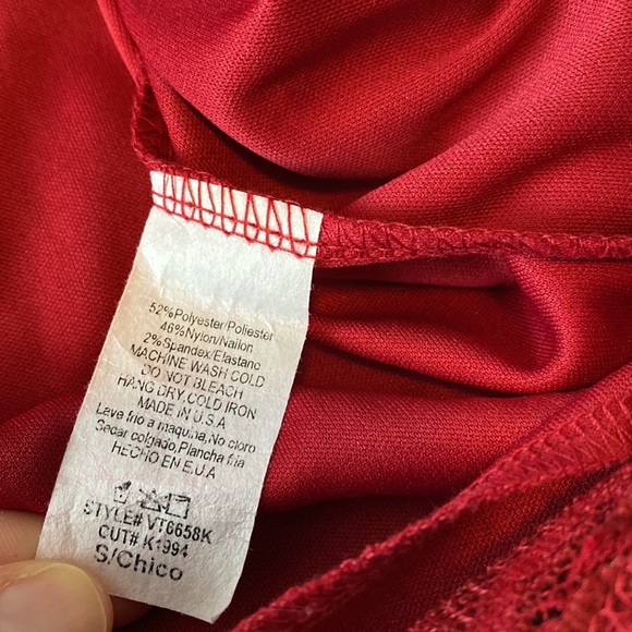 Pinkblush Burgundy Lace Rosette Overlay Maternity Top, EUC, size Sm - Picture 6 of 7